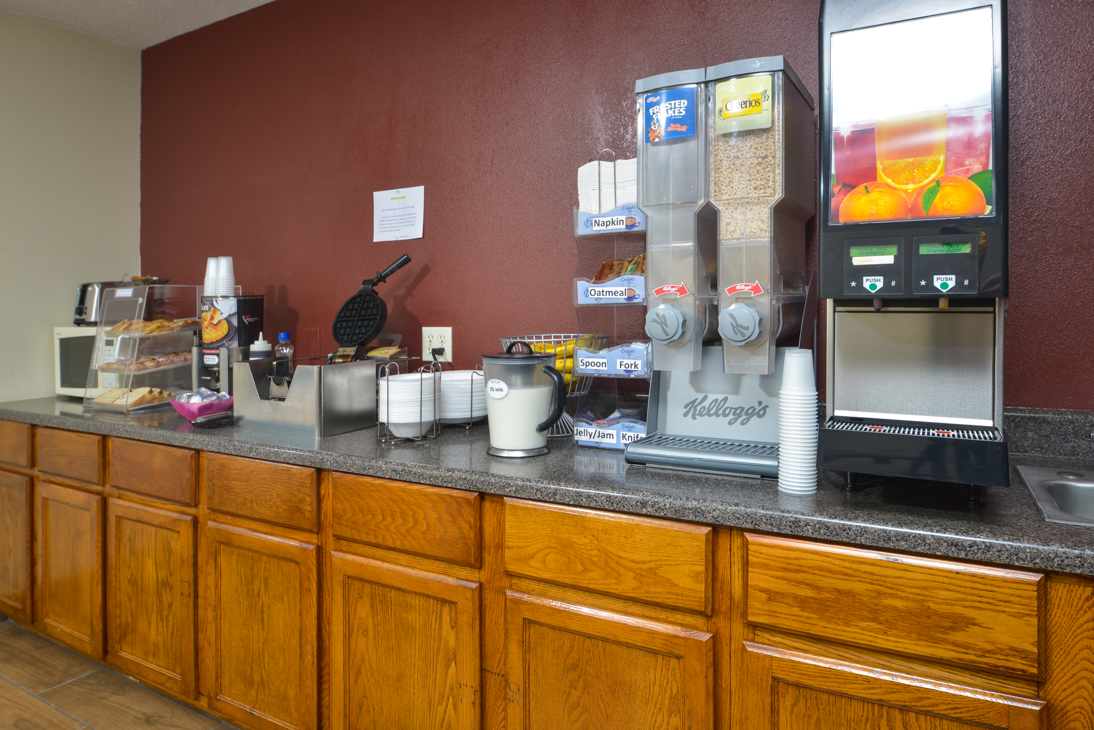 808-breakfast-bar2.jpg