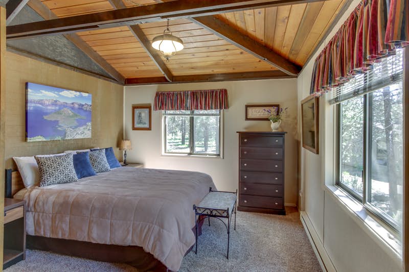 Hare-Lane-05--Discover-Sunriver-570317.jpg