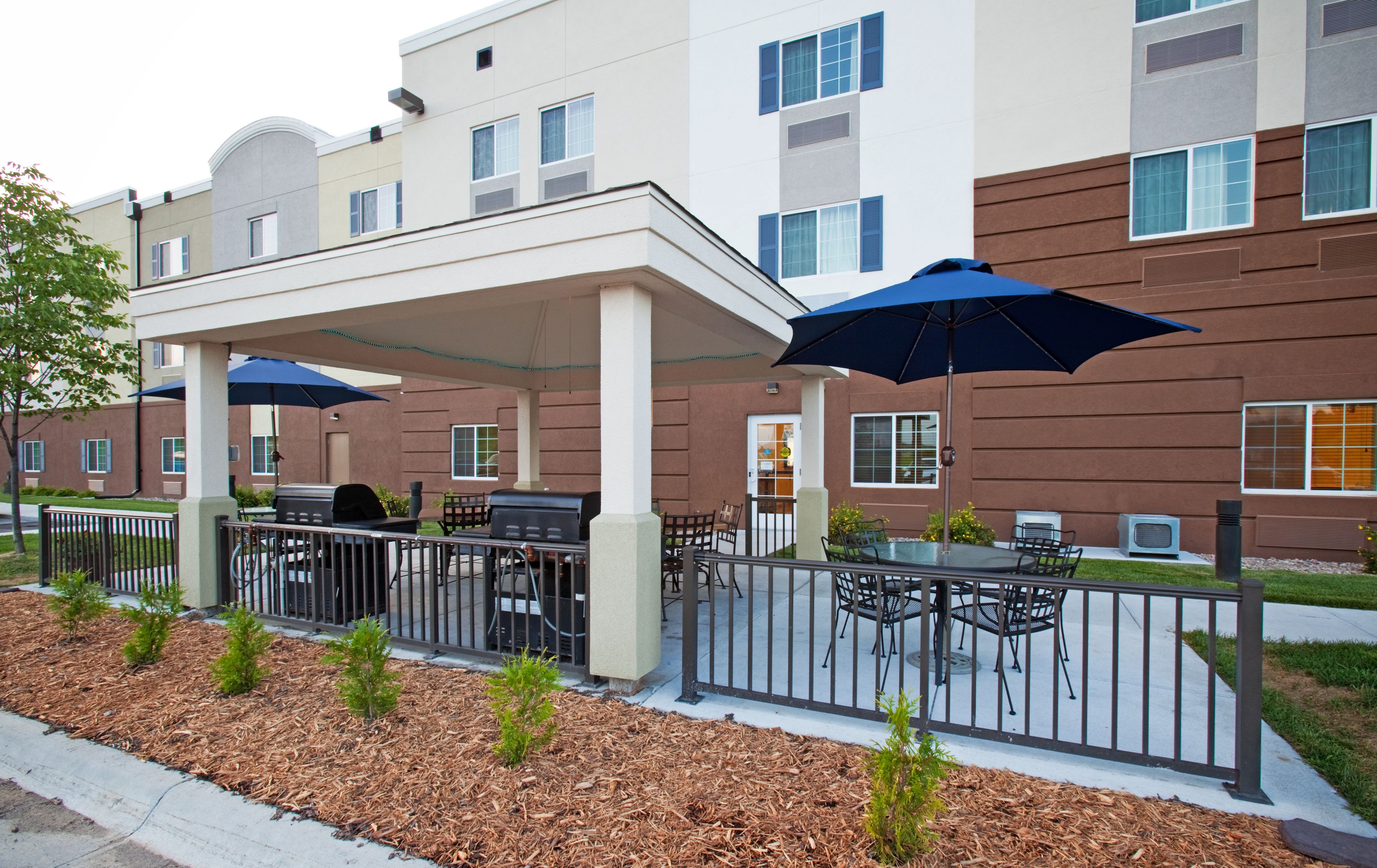 candlewood-suites-bellevue-2532638001-original.jpg