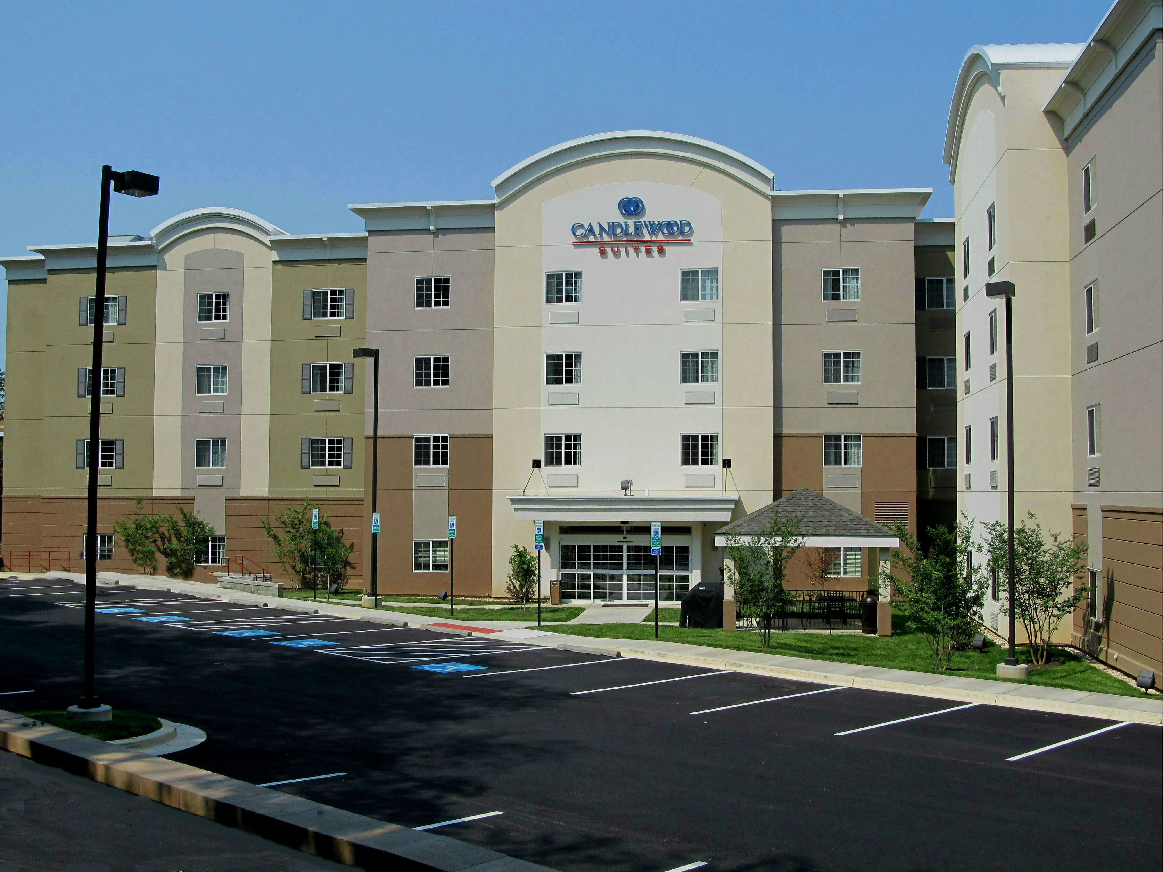 candlewood-suites-hanover-2531801718-original.jpg