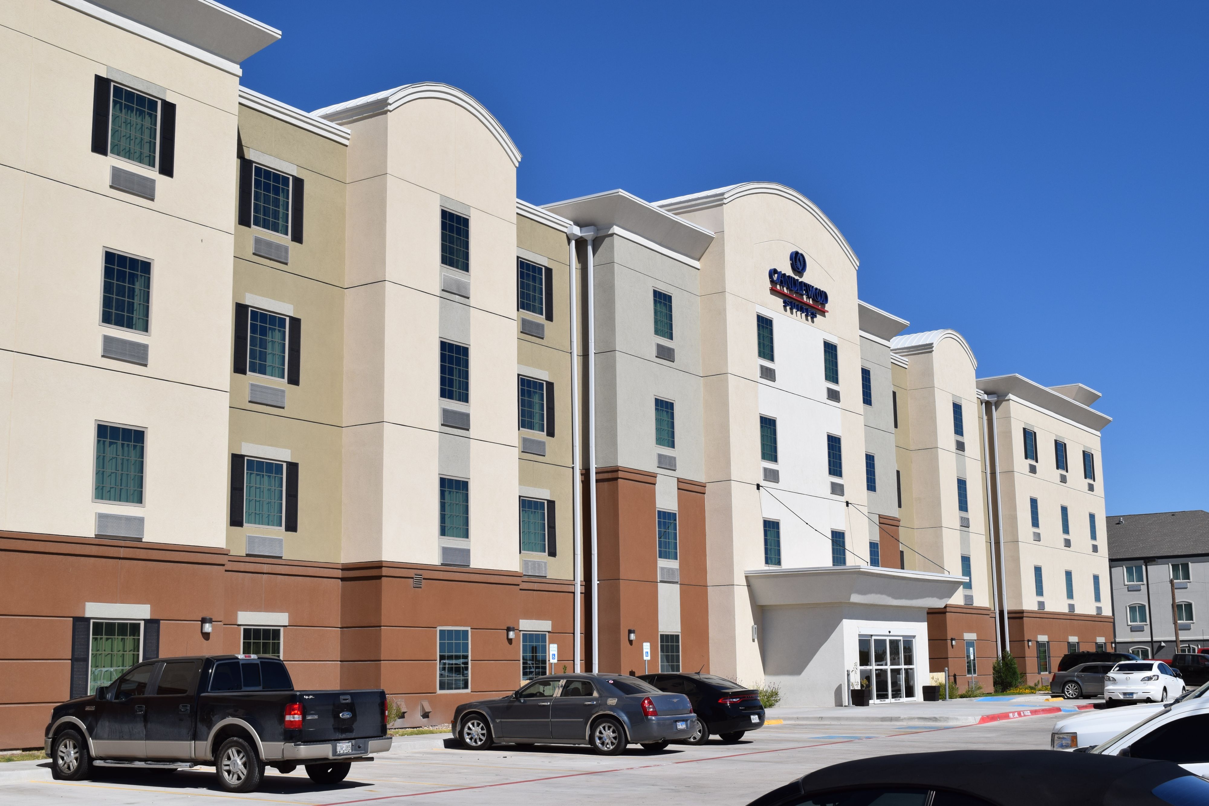 candlewood-suites-monahans-3139171990-original.jpg