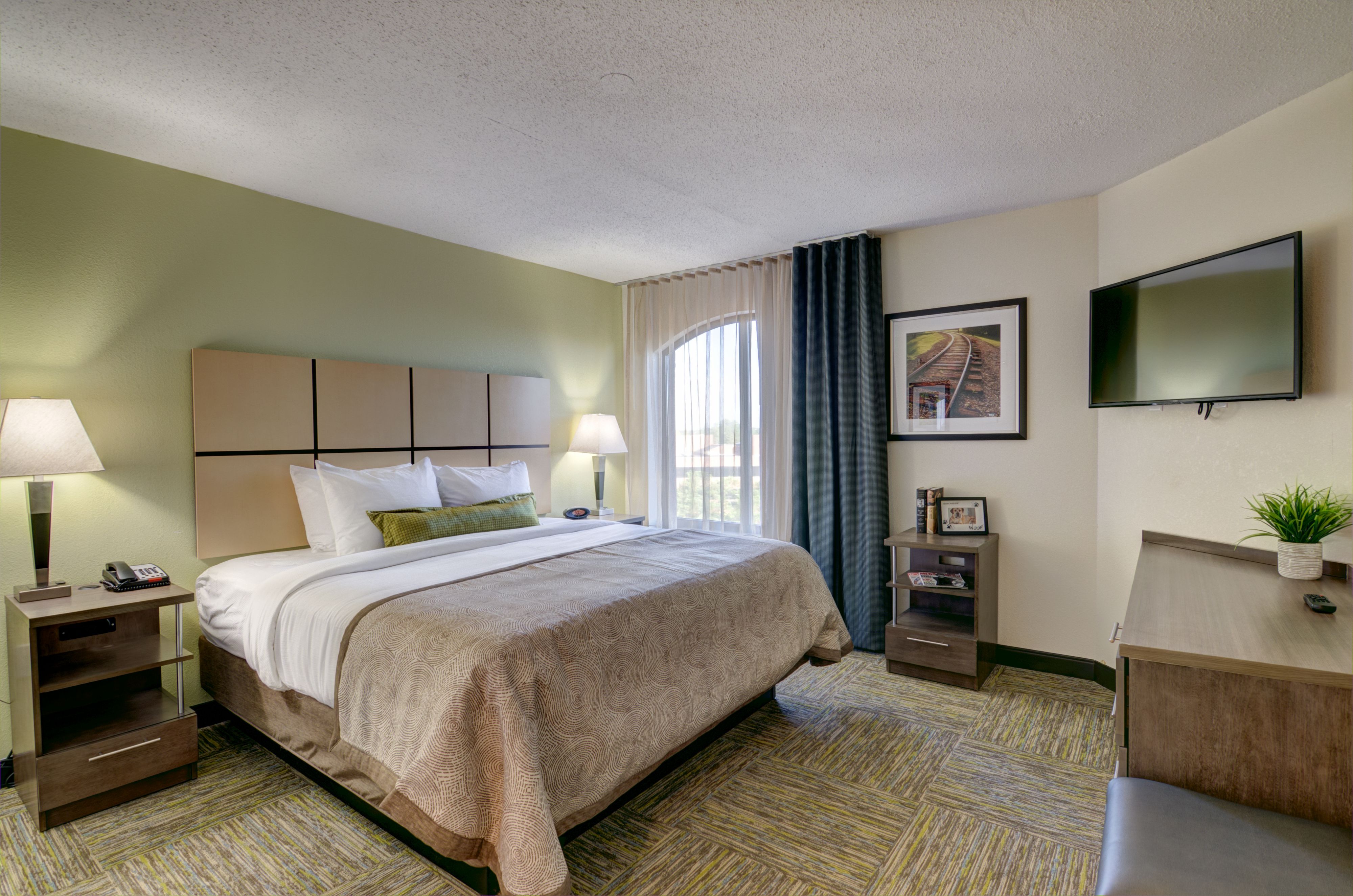 candlewood-suites-richmond-4142865567-original.jpg