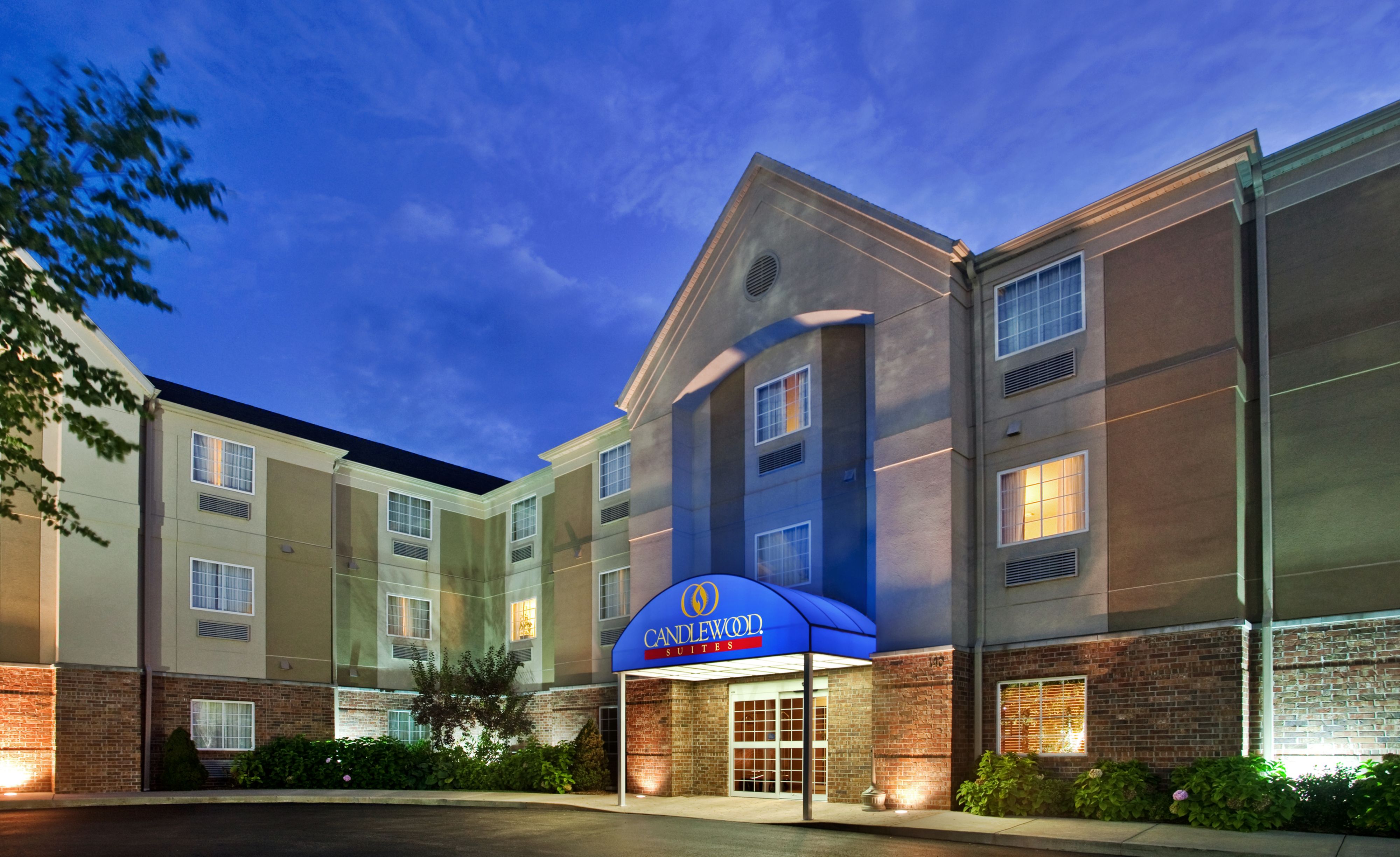 candlewood-suites-st.-robert-2533065283-original.jpg