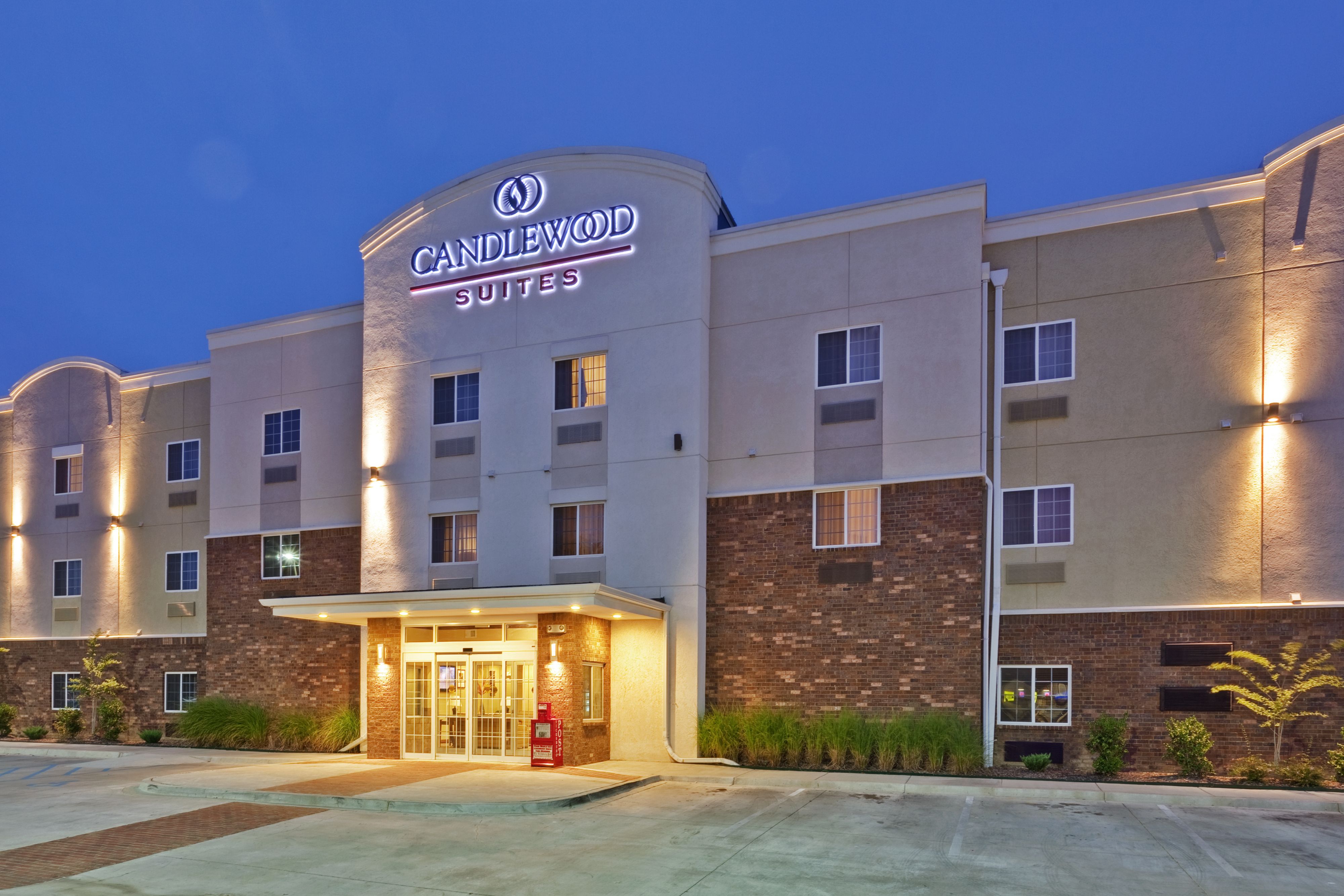 candlewood-suites-vicksburg-2532037516-original.jpg