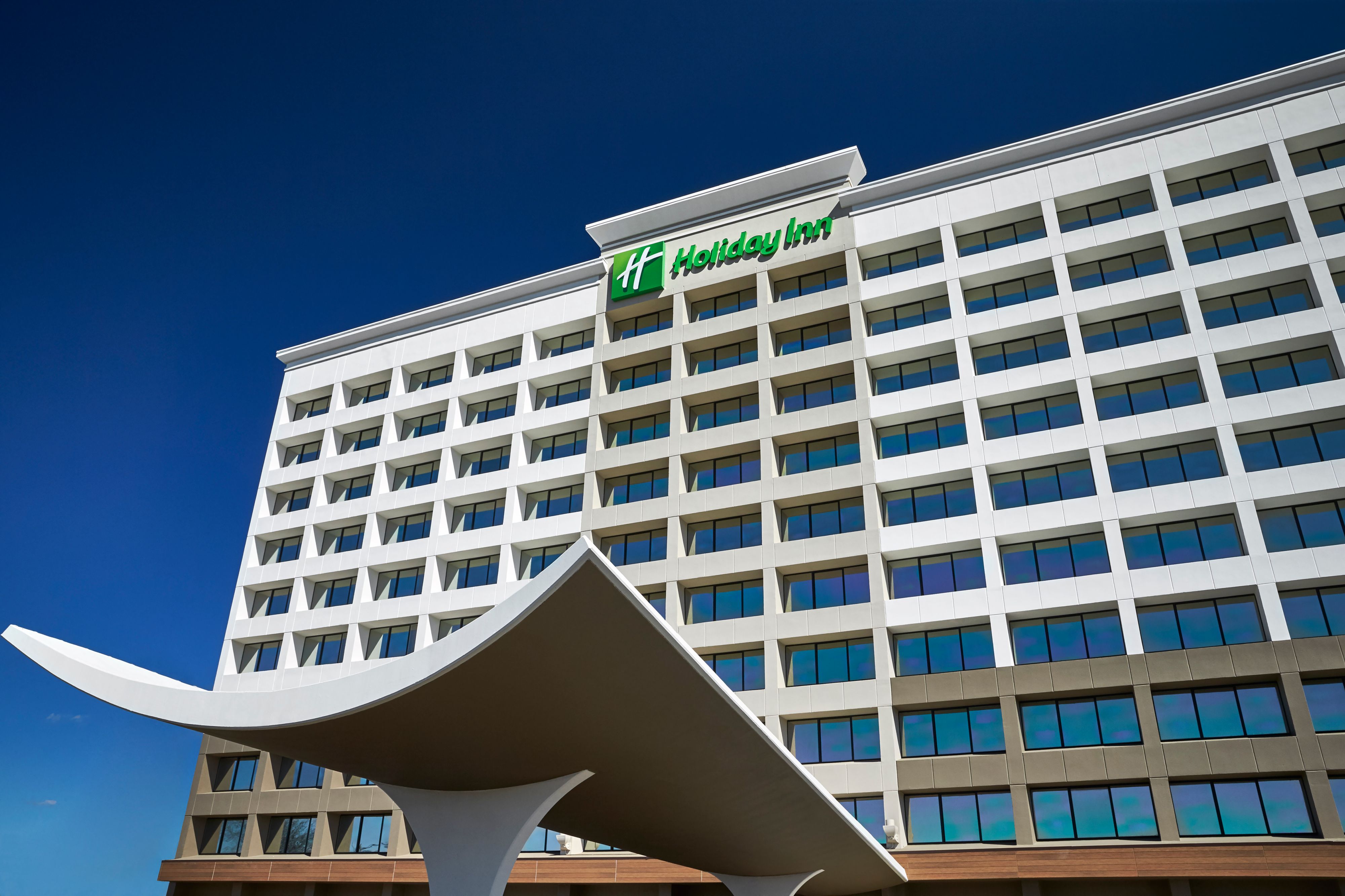 holiday-inn-alexandria-4410640458-original.jpg