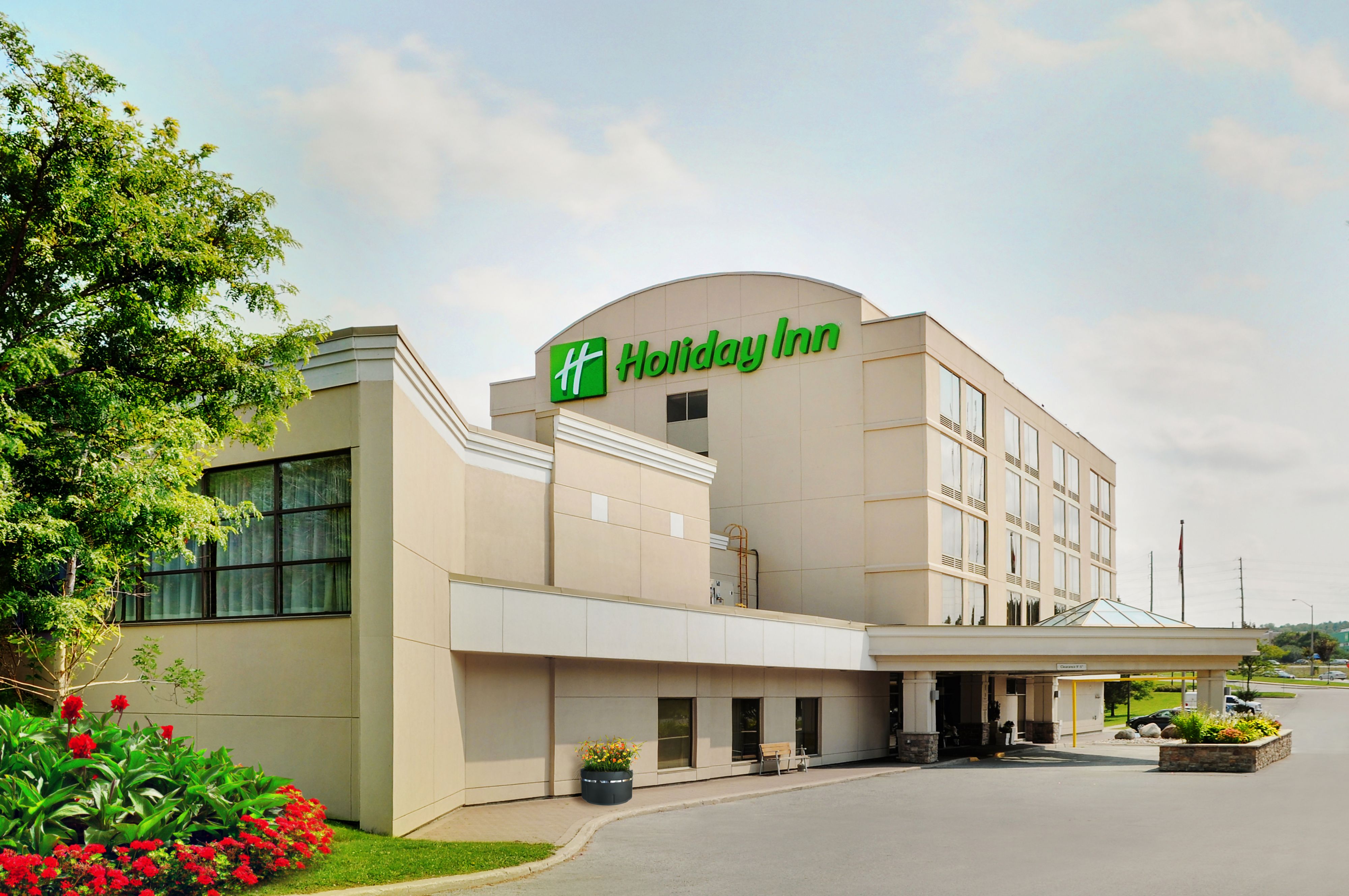 holiday-inn-barrie-4088376015-original.jpg