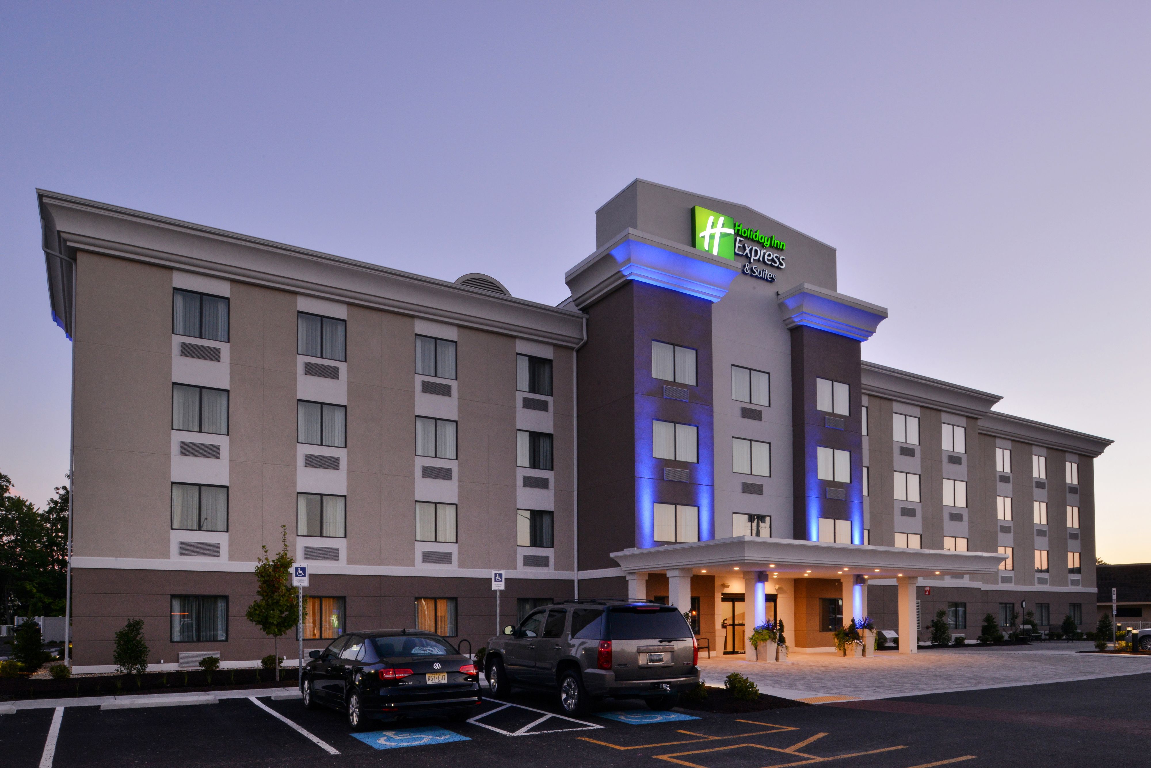 holiday-inn-express-and-suites-ocean-city-4173882049-original.jpg