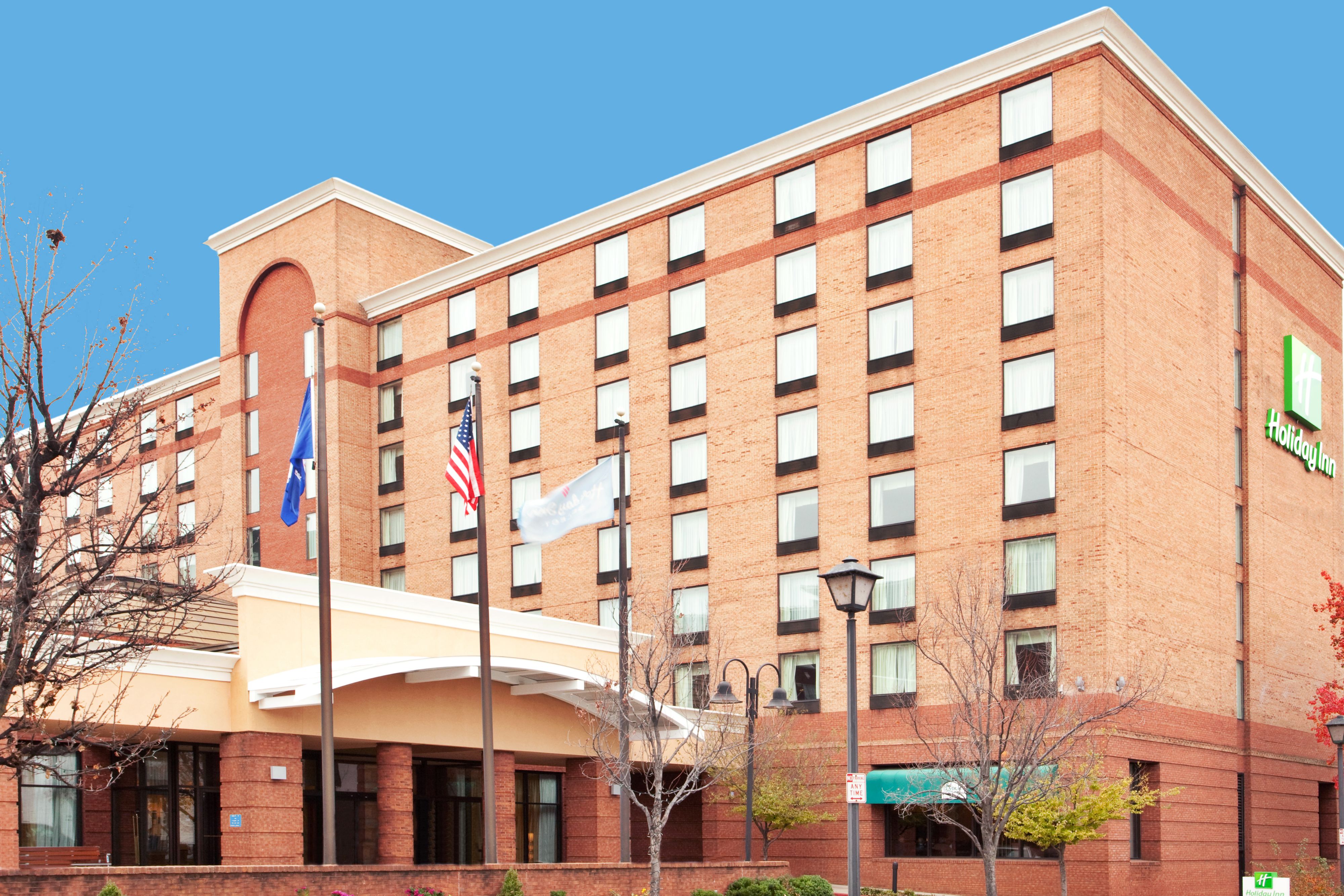 holiday-inn-lynchburg-4036169457-original.jpg