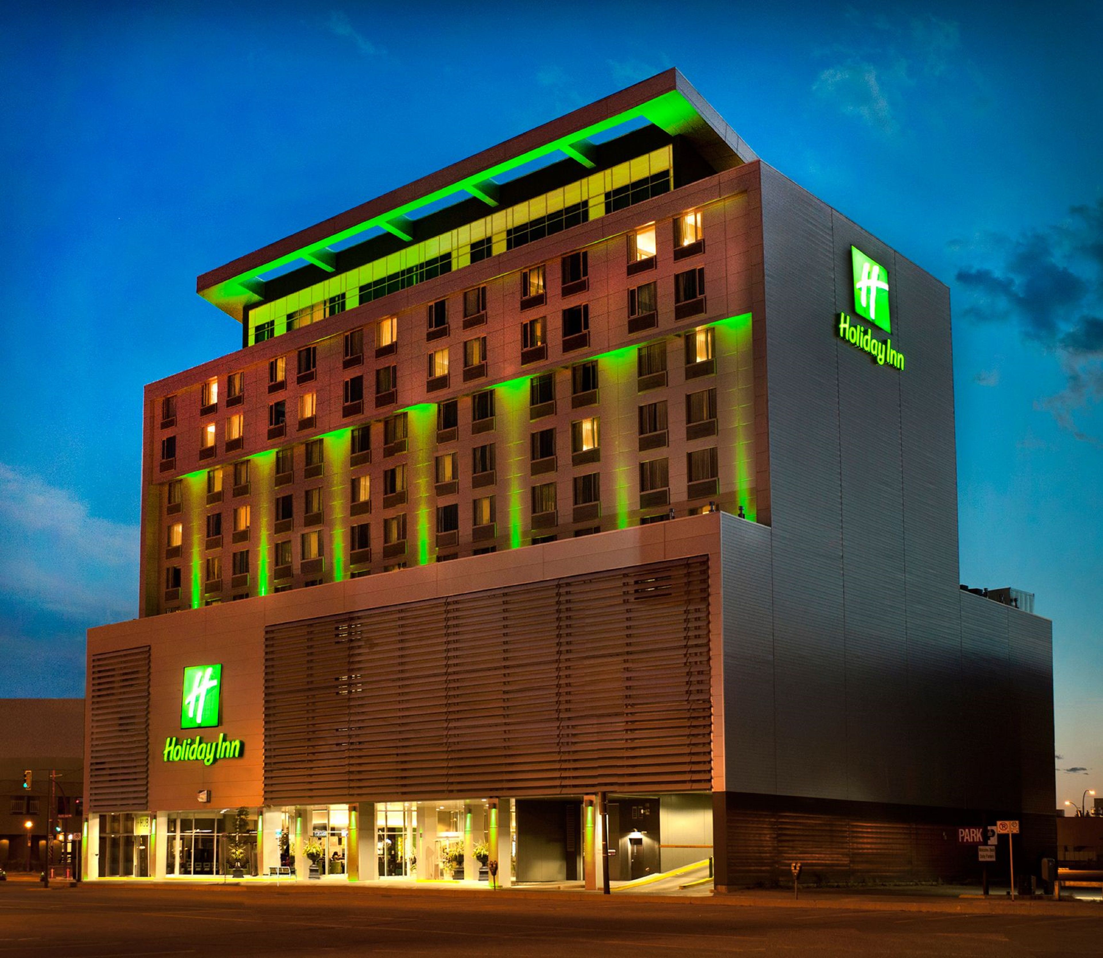 holiday-inn-saskatoon-3560311503-original.jpg