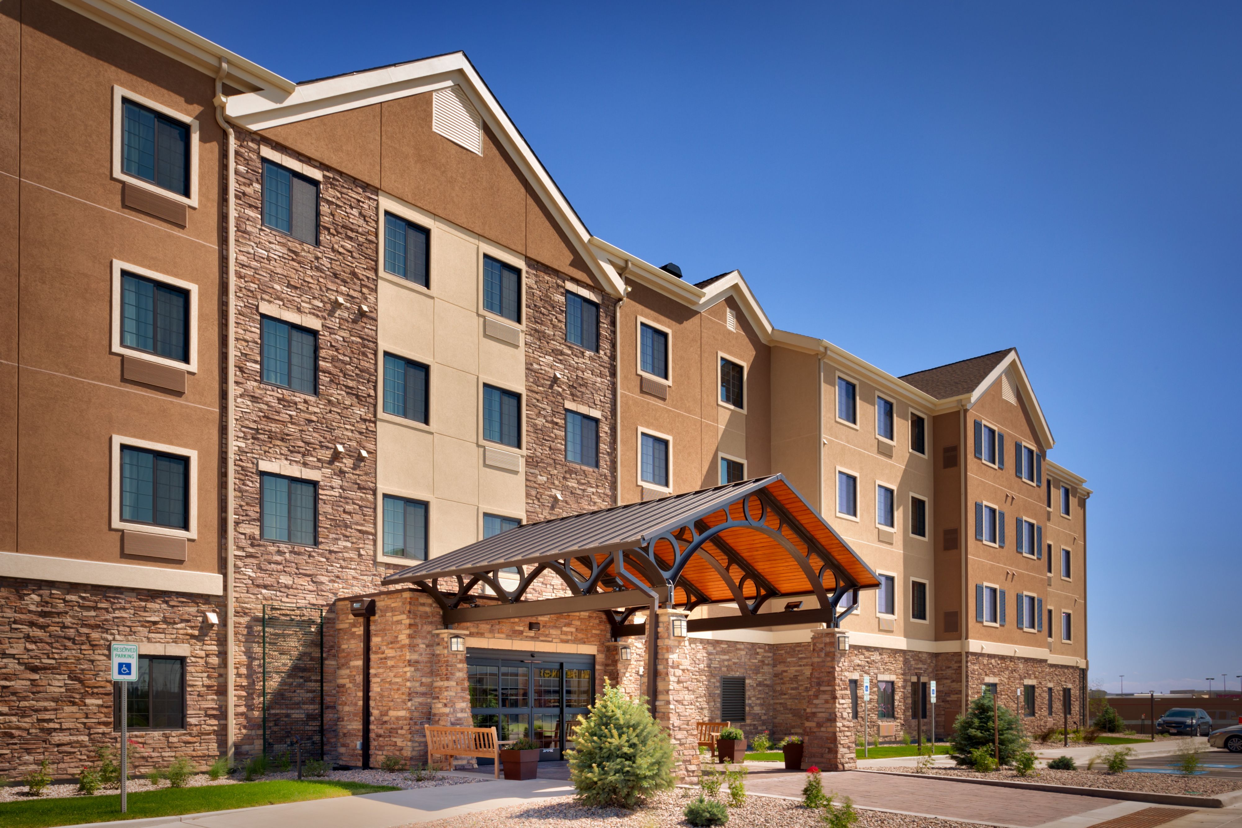 staybridge-suites-cheyenne-4610530881-original.jpg